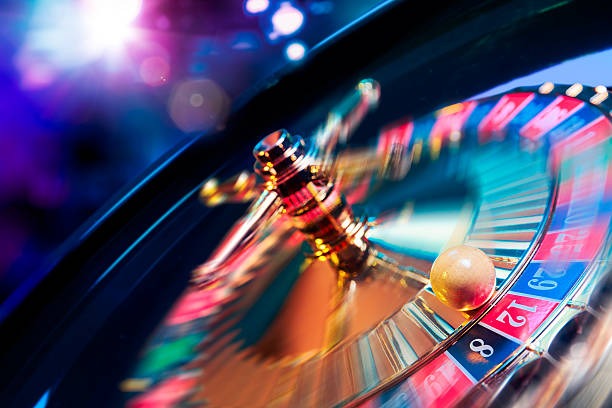 0pra toto platform interface showing sportsbook, live-dealer, and slot game sections