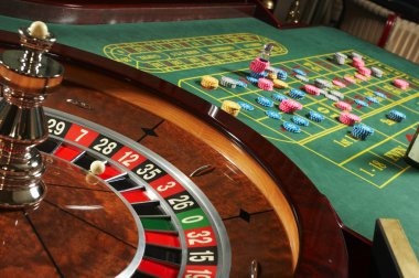 Live No Commission Baccarat dealer studio at 0pra toto with HD multi-camera feed